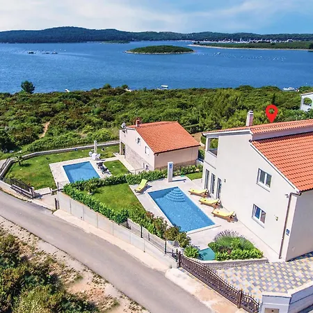 Gorgeous In With Wifi Holiday home Pomer
